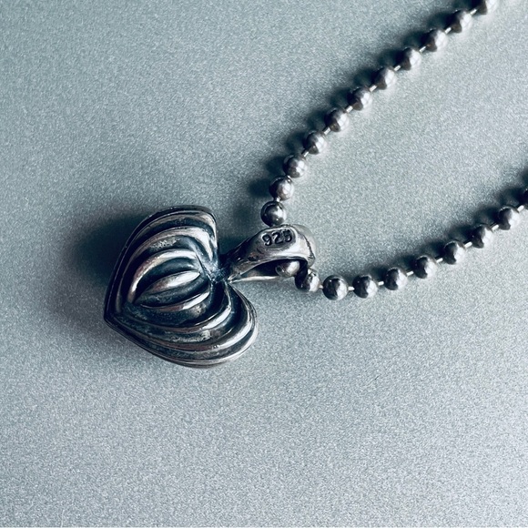 Lagos Caviar Vintage Puffy Ribbed Heart Sterling Silver Pendant Chain Ne… - Picture 4 of 8